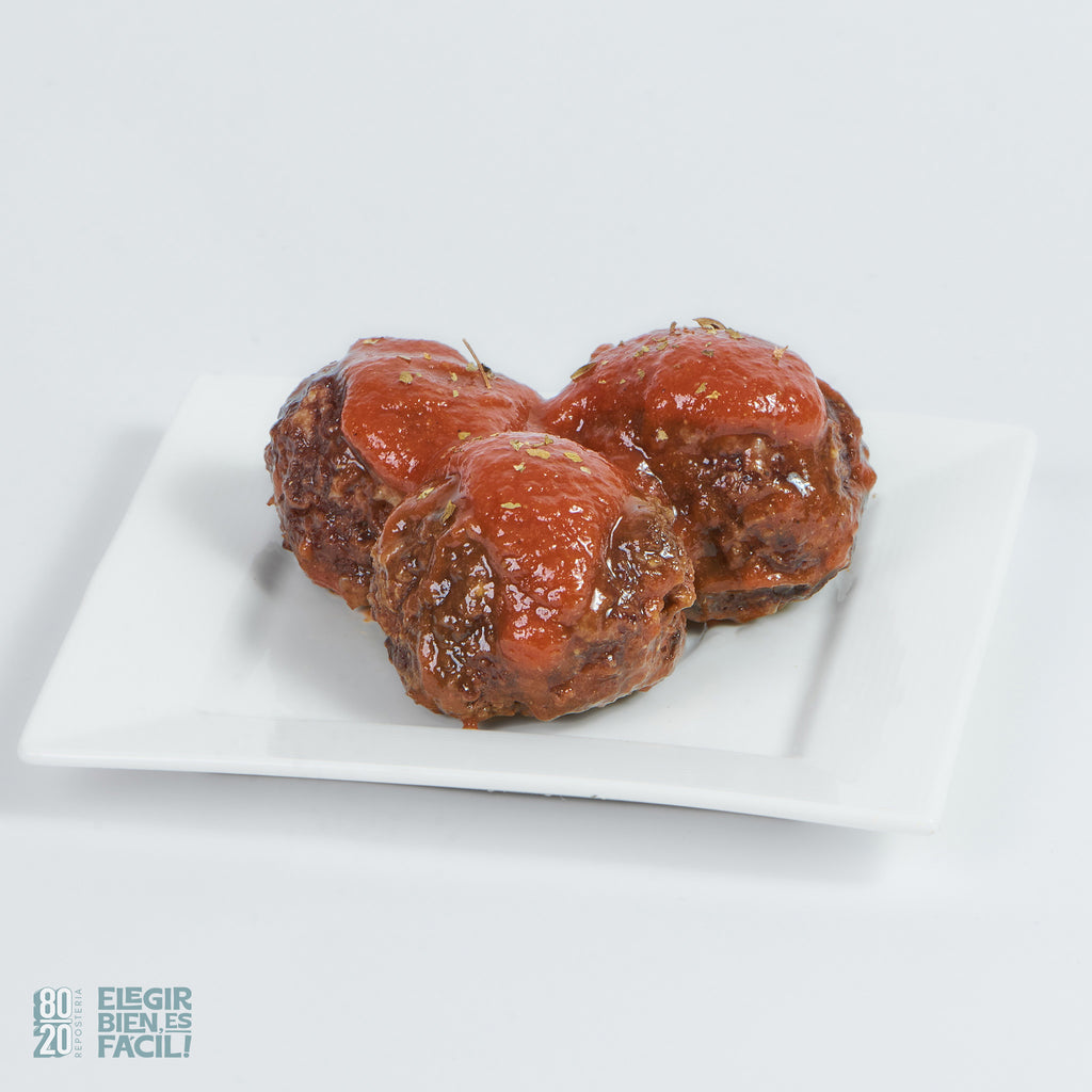Albondigas En Salsa Napolitana  |  Almuerzos empresariales