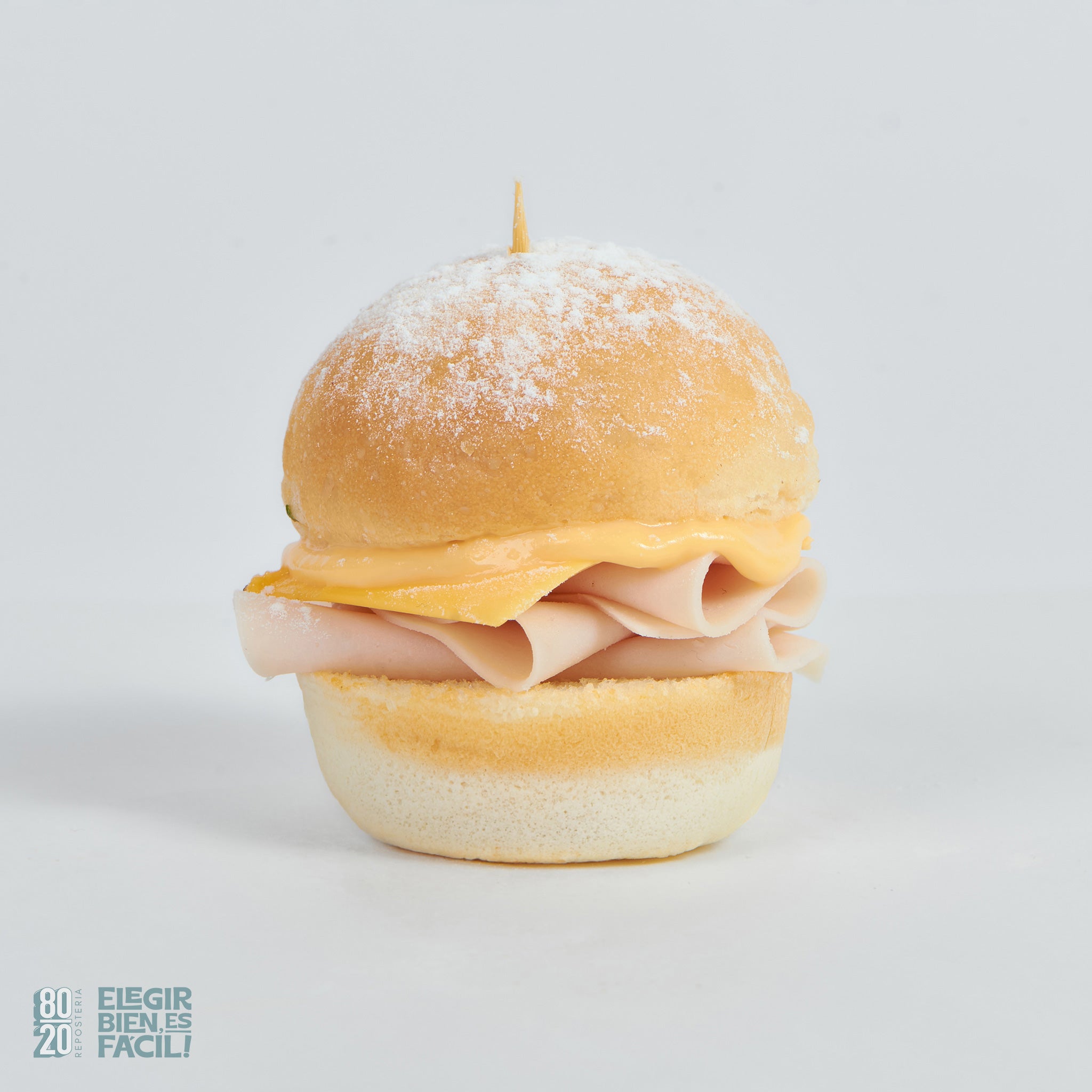 Mini sándwich pavo y queso americano | Pasabocas salado