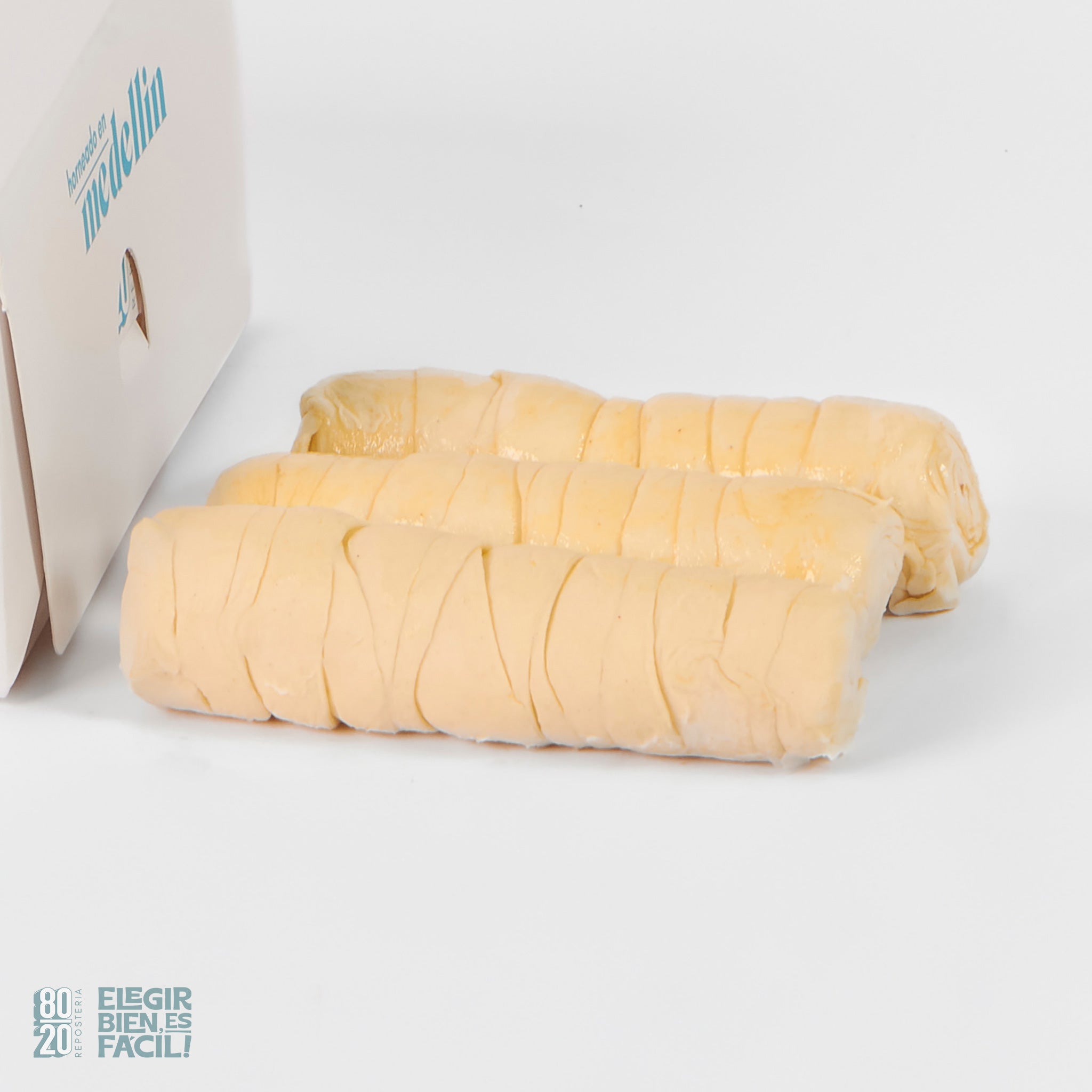 Palito de Queso Hojaldrado Congelado | 8020 Repostería
