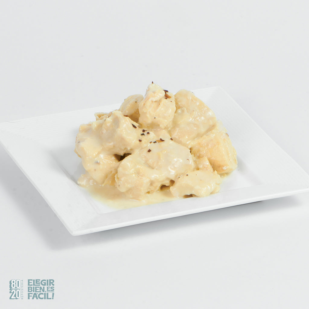 Pollo En Salsa Mornay  |  Almuerzos empresariales