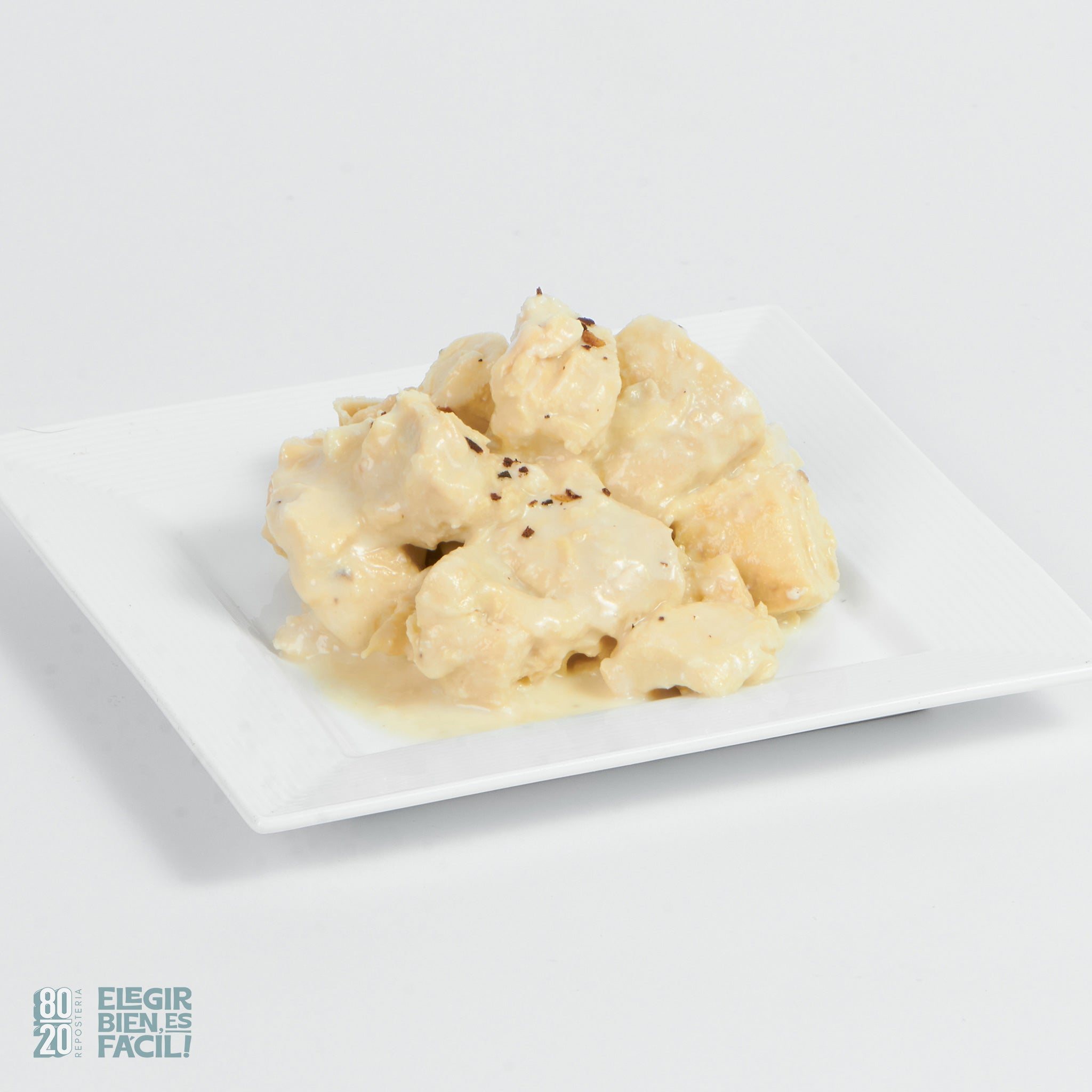 Pollo En Salsa Mornay  |  Almuerzos empresariales